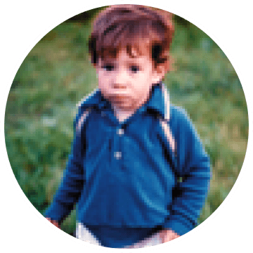 Old-school photo of Seth, Lojistic team member, in a casual team settingOld-school photo of Seth, Lojistic team member, in a casual team setting